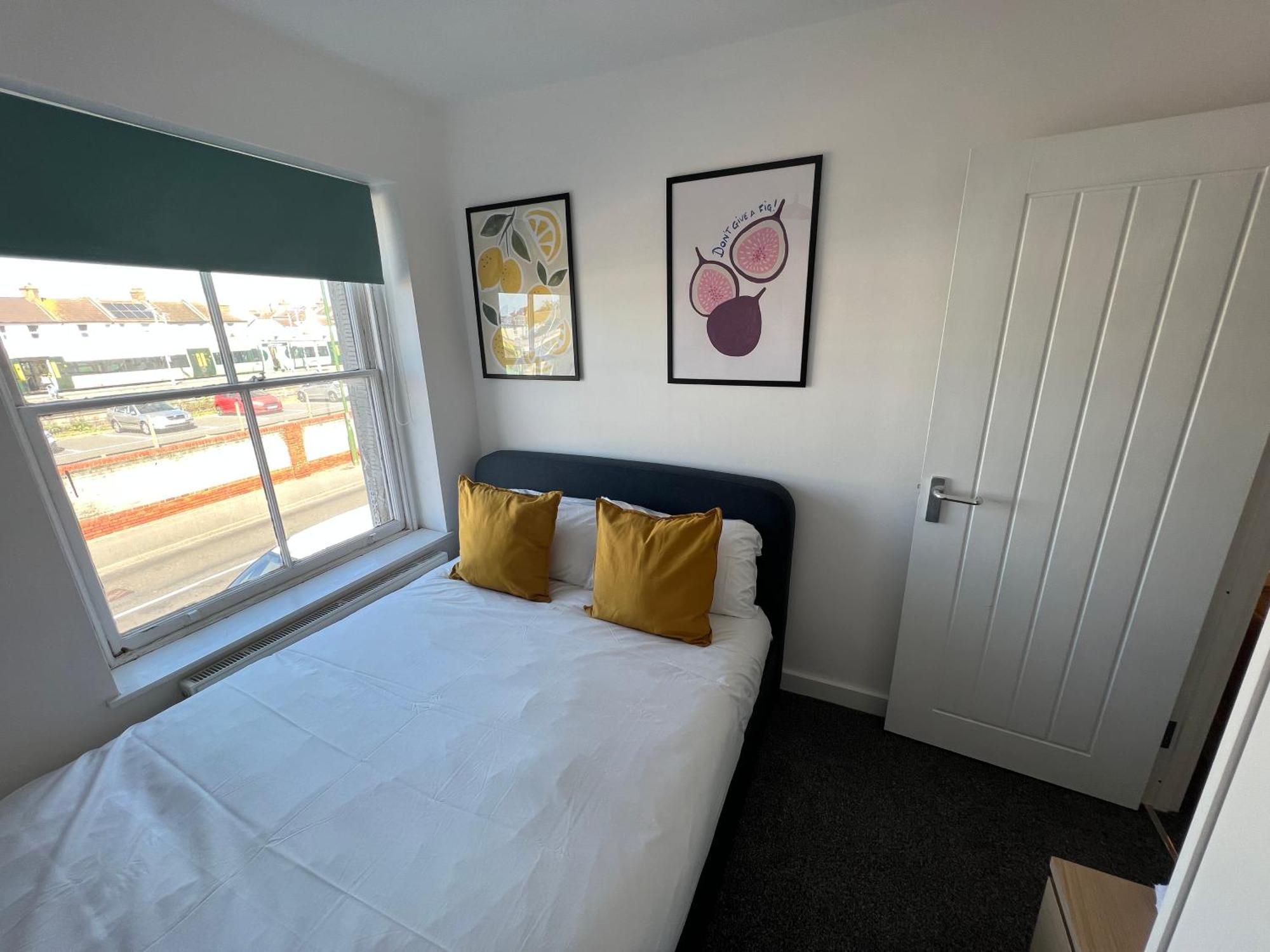 Littlehampton House - 4 Bedroom House Sleeps 8 ภายนอก รูปภาพ