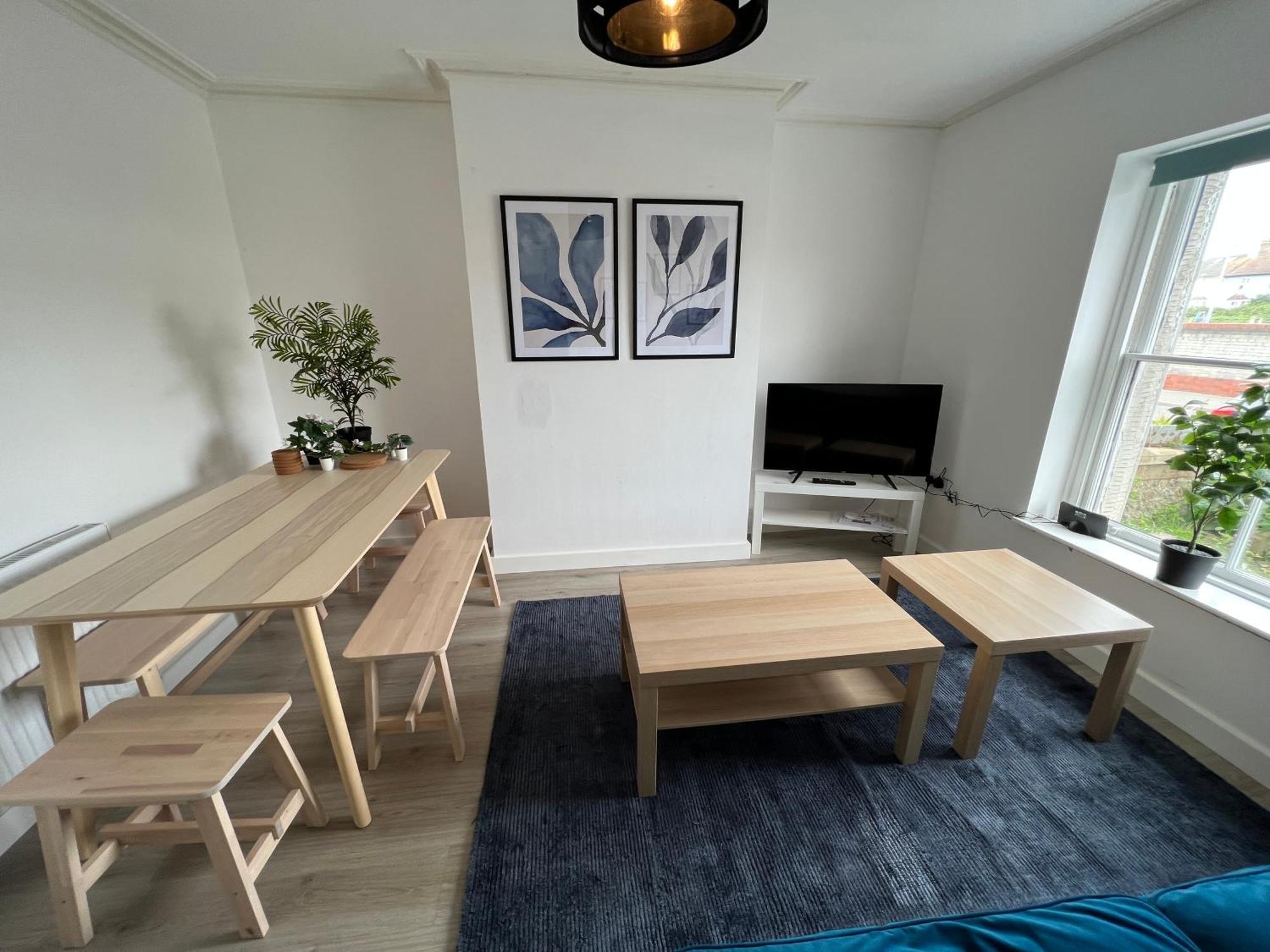 Littlehampton House - 4 Bedroom House Sleeps 8 ภายนอก รูปภาพ