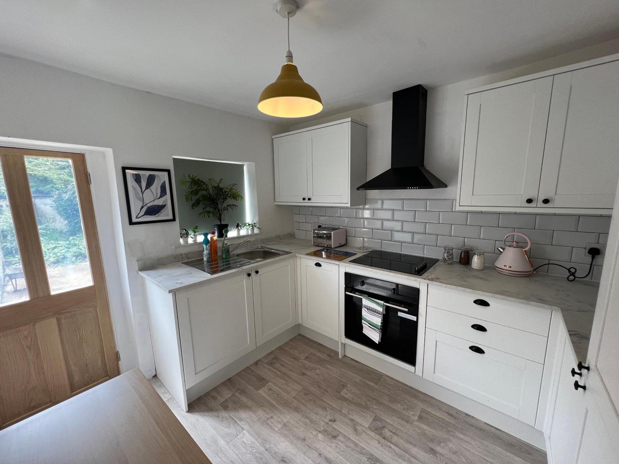 Littlehampton House - 4 Bedroom House Sleeps 8 ภายนอก รูปภาพ